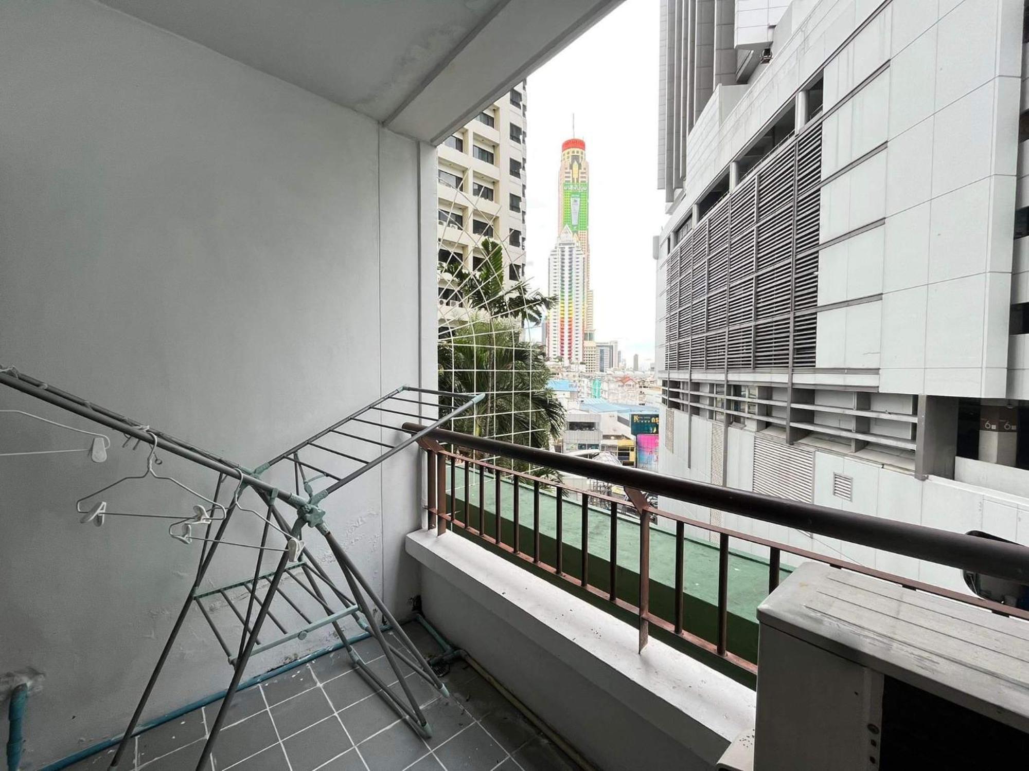 Grand Diamond Condo Suites Bangkok Exterior photo